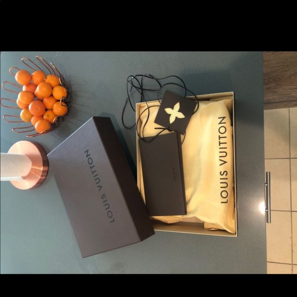 Louis Vuitton messenger bag - Picture 3 of 7